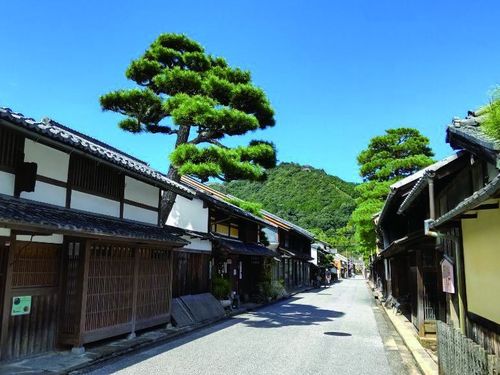 新町通り（重要伝統的建造物群保存地区）