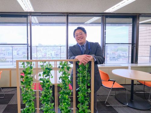 担当の木林さん。県庁チャレンジ応援アシスタントディレクターにも就任されています。