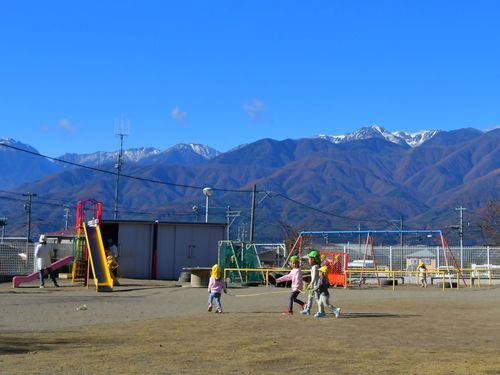 豊かな自然の中で、子は自然と育っていきます🏔