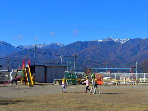 豊かな自然の中で、子は自然と育っていきます🏔