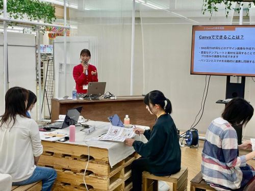 チャレンジショップ「ふらっと」でのSNS活用講座