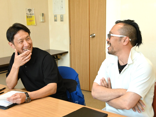 若松さん（左）と後藤さん（右）