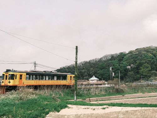 丹後鉄道、1両編成も。自然が多い場所ならではのホッとする景色が広がります