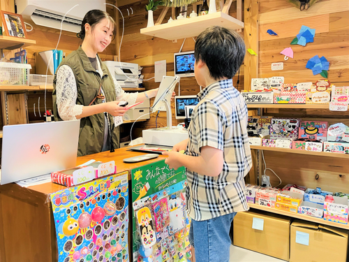 駄菓子屋対応中！