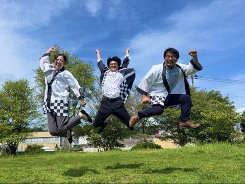 左から下原★濱田★田畑　お待ちしています！