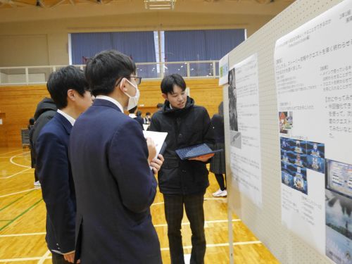 「総合的な探究の時間」発表会の様子