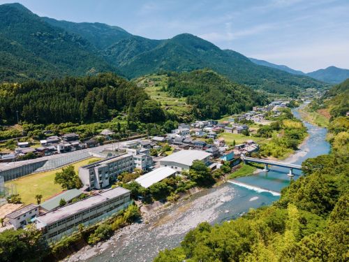城西高校神山校