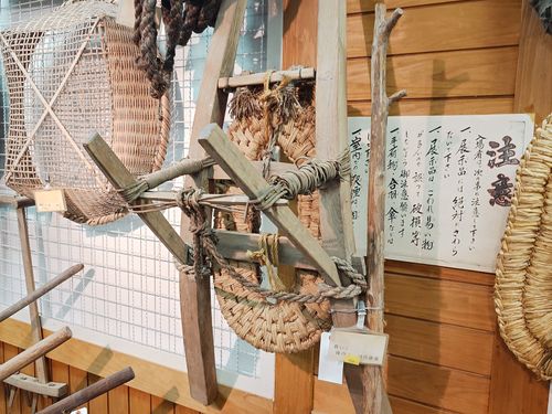 民俗資料館には多くの収蔵物があります