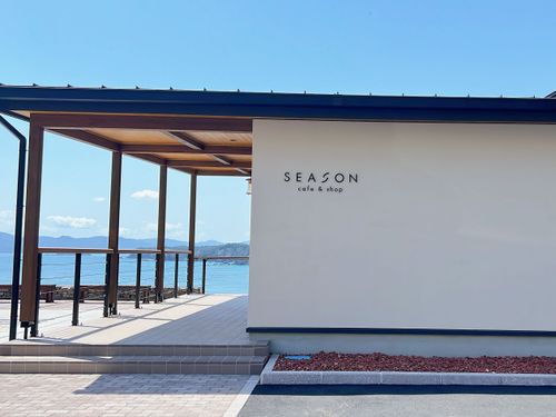 昨年オープンしたカフェ「SEASON」