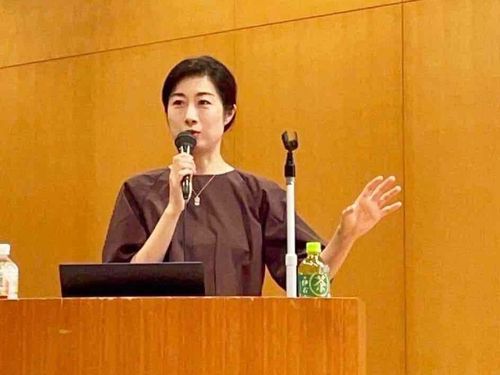 事業承継セミナーに登壇した釘田さん