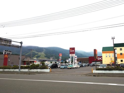 市街地なら生活必需品が徒歩圏内！