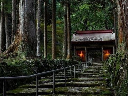 金勝寺（こんしょうじ）
