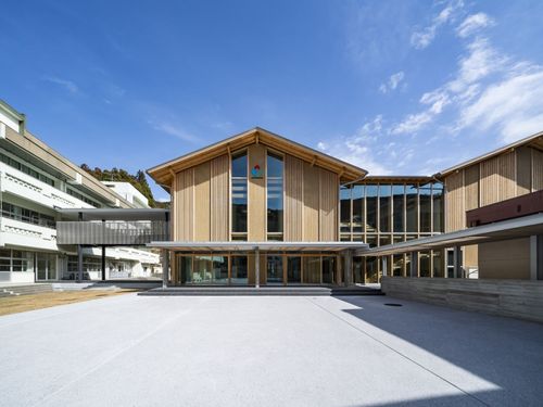 令和4年度に開校した義務教育学校「大豊学園」