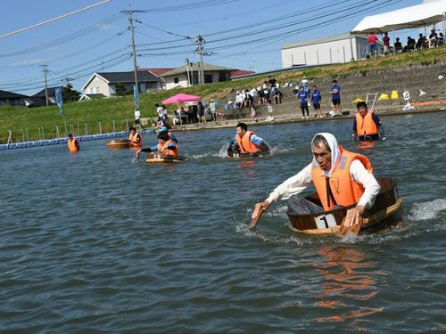 「城原川ハンギーまつり」は、大人も子どもも楽しめるウォーターイベント