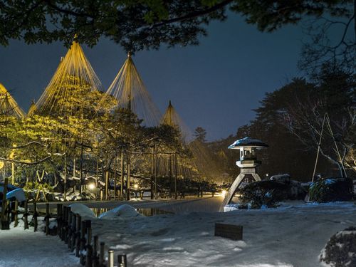 兼六園　冬のライトアップ