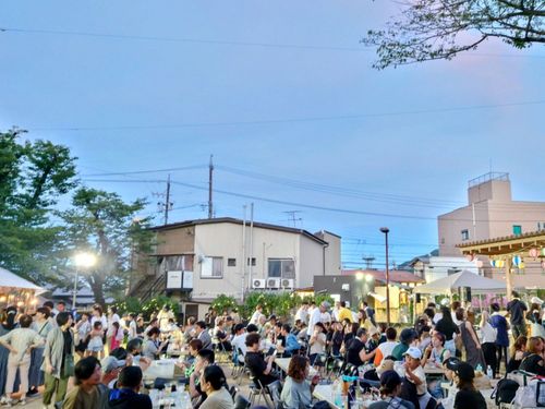 ビヤガーデンなど飲み歩きイベントも！