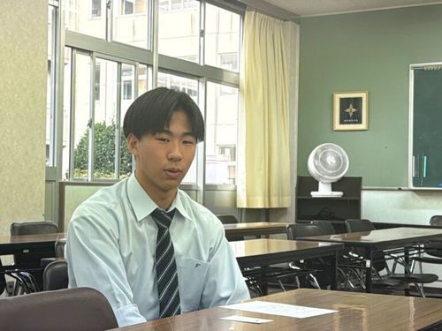 3年生で前生徒会長の富塚凌さん