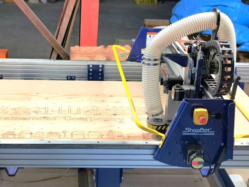 静岡県内に2台しかない、木材加工機「ShopBot」。施工の幅が広がります。