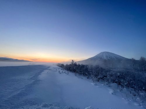毎朝この景色を見ながら出勤。それだけで気持ちが晴れやかになります。