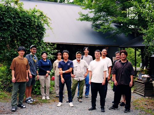 プロジェクトに関わるメンバー。椎葉村観光協会、地域のプレイヤー、さとゆめが連携