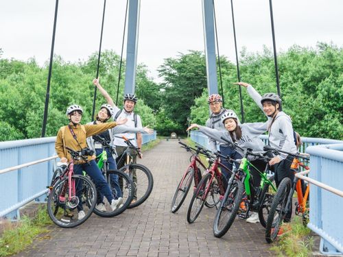 サイクリングで町内を散策！電動アシスト付き自転車もあるので楽々です。