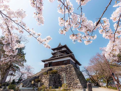 北陸唯一の現存12天守「丸岡城」