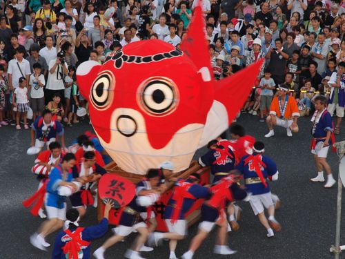 柳井金魚ちょうちん祭りの金魚ねぶた