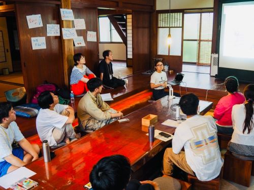 古民家宿で開催された6月の「かがやき塾」