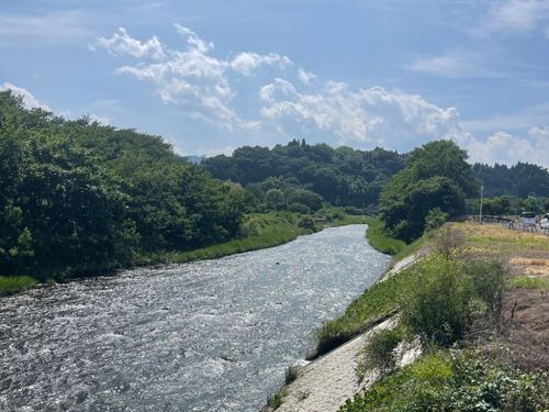 水源の地域。綺麗な水が涼を運びます。