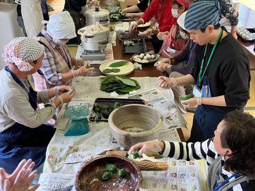 地域の方との交流《料理教室》