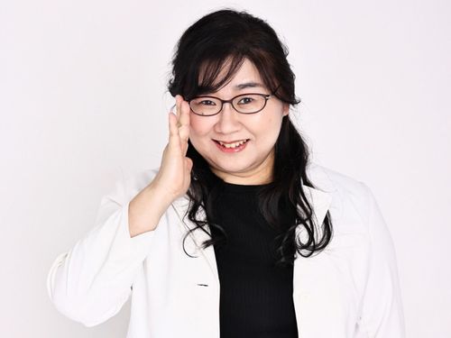 山岸由佳　理事長