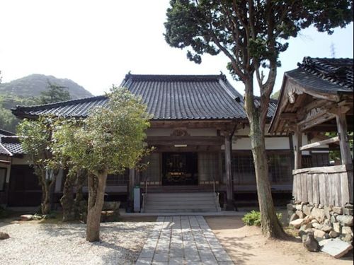 会場の色雲寺。住職は地域移住サポーターとして移住者と地域の橋渡し役を担っている。