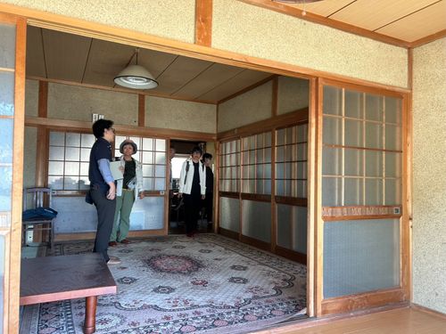空き家見学の様子②