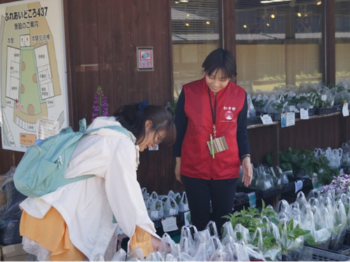 地域の直売所を見るなどご自由に回っていただけます。ご案内も可能です。