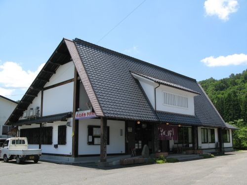 赤花そばの郷の店舗