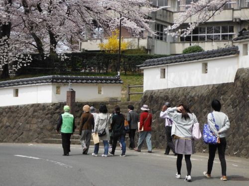 城下町歩きを行うボランティアガイド