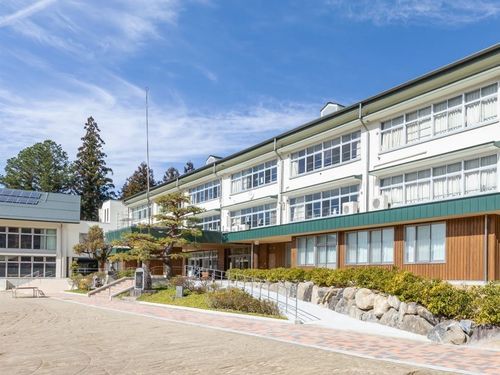 併設となった天龍小中学校