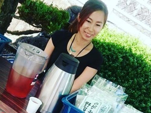 特産品の「のがみ野草茶」をマルシェで販売したり、新しい特産品開発もしています。人と関わることが好きな人や、モノづくり、ブランディングに興味がある方、一緒に特産品を作りましょう。