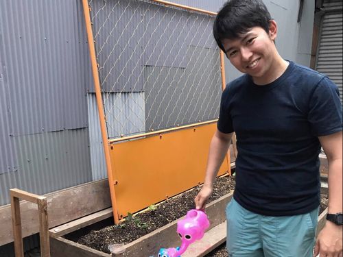 いちばたけプロジェクトにて、笑顔いっぱいの佐藤さん