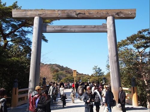 伊勢市：伊勢神宮