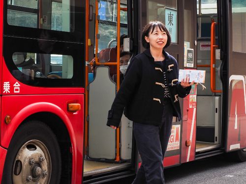 萩の市街地をめぐる萩まぁーるバスはどこまで乗っても100円!
