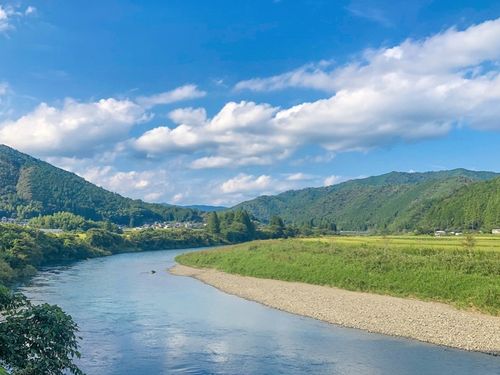 日本最後の清流と呼ばれる「四万十川」