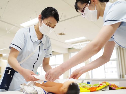 准看護師を目指されて勉強中のお母さんまで