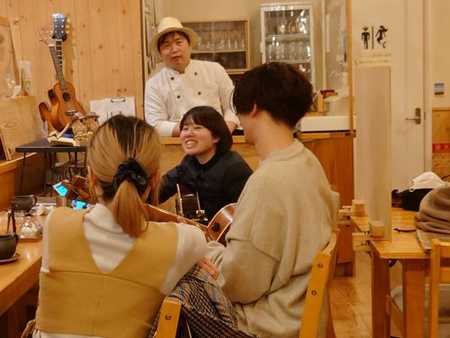 空いた時間に地元住民や先輩移住者との交流も！