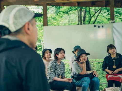 企てコース、伊那西小学校「森の教室」で森の学び中
