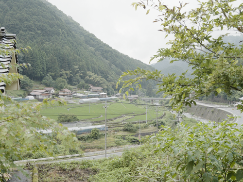 物件は小高い場所にあるので眺めがよい。