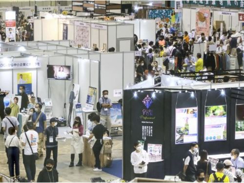 ビッグサイトの会場の様子。色んな楽しみ方が出来そうですね。