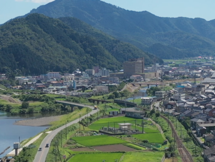養父市