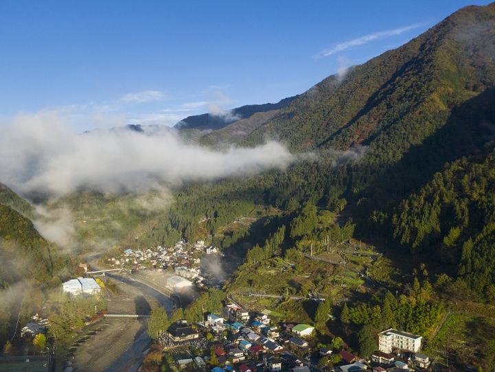 丹波山村