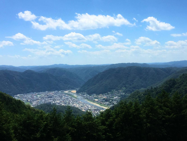 高梁市